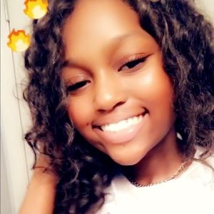 Meet your Posher, Ayana